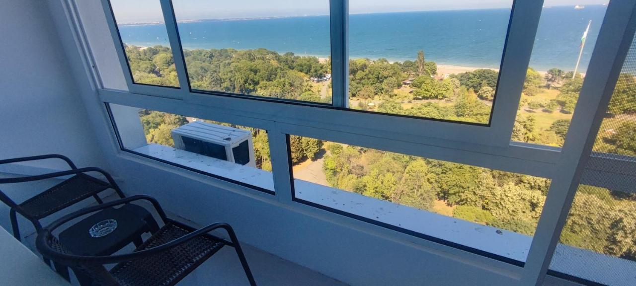 Sea View Flora Apartment Burgas Ngoại thất bức ảnh